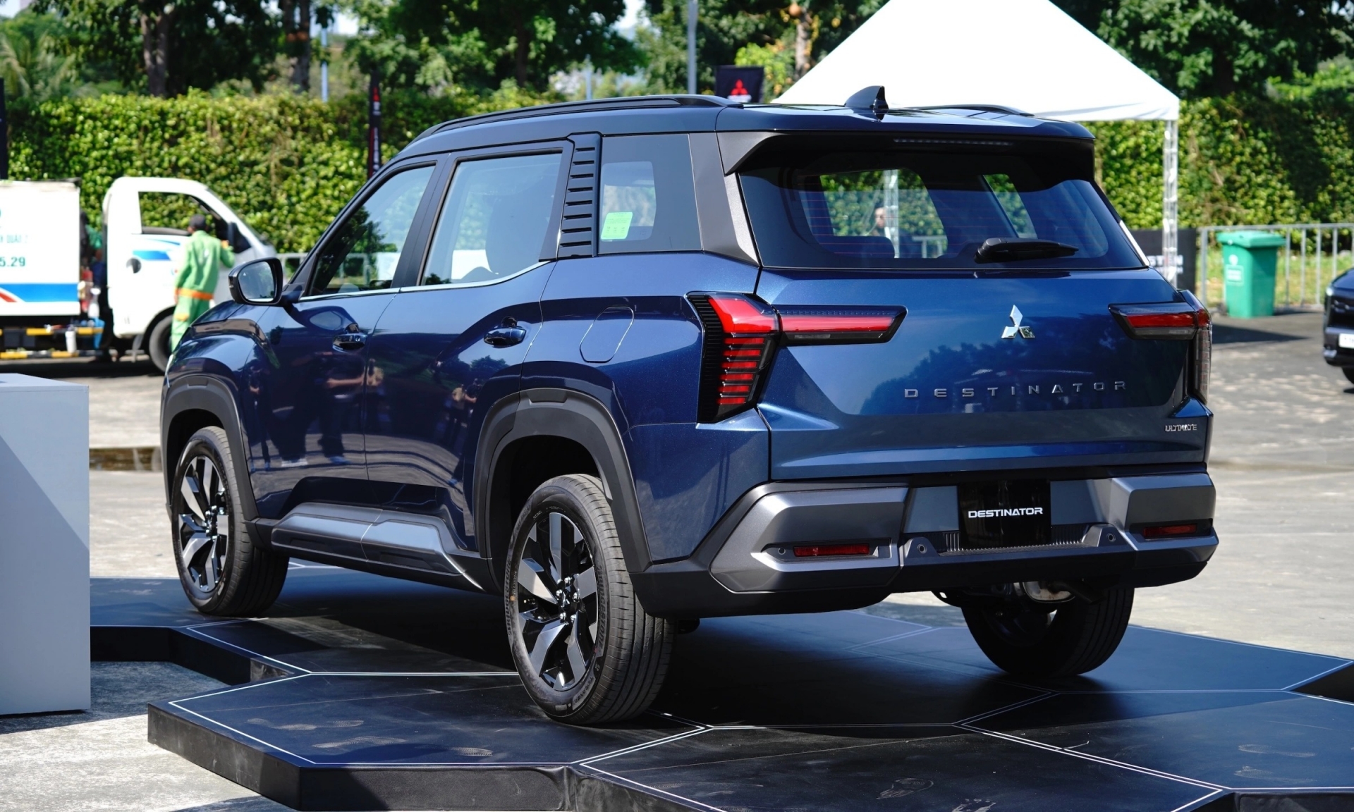 Mitsubishi-Destinator-9