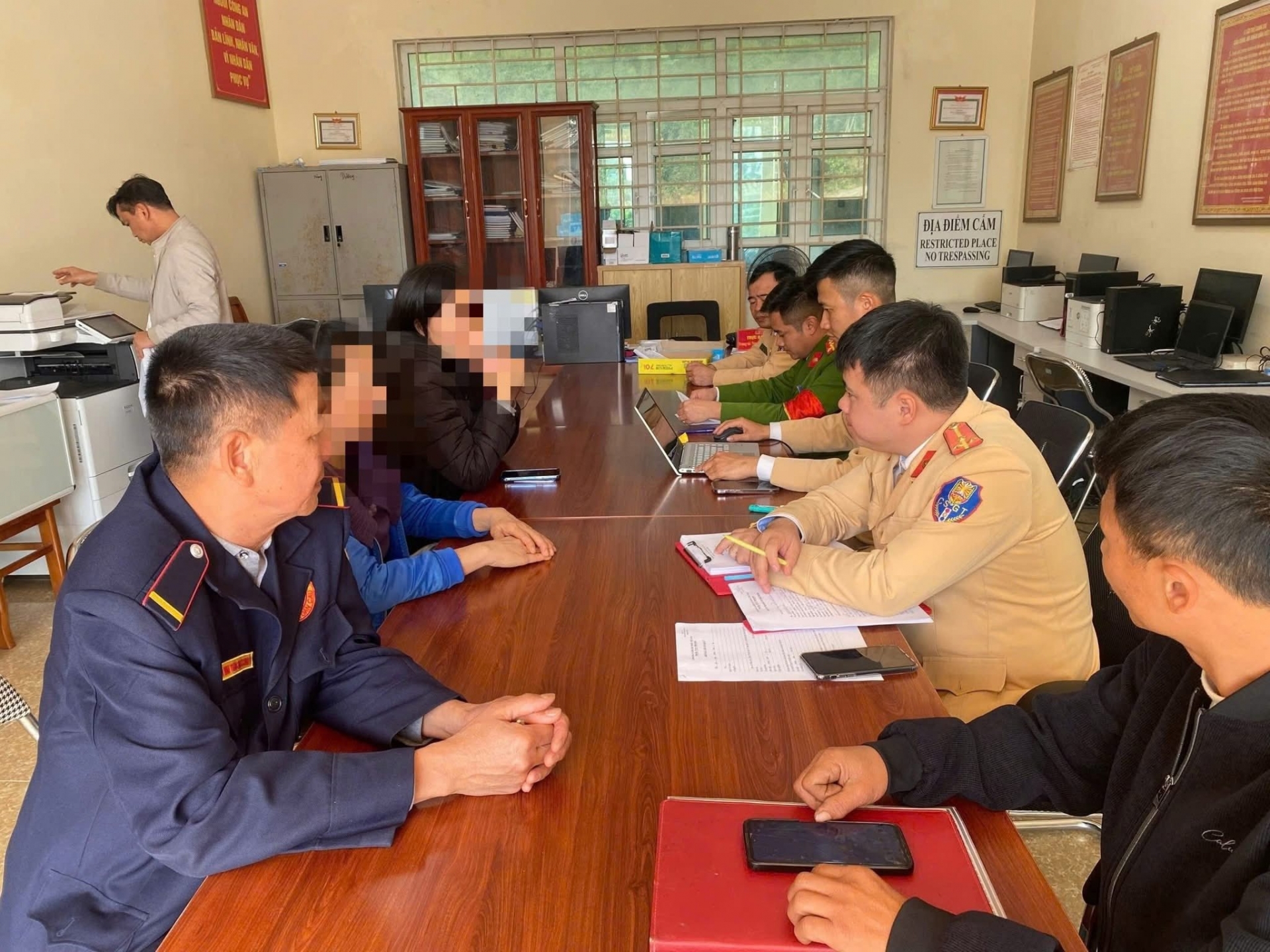 606413987_812566775133882_241189