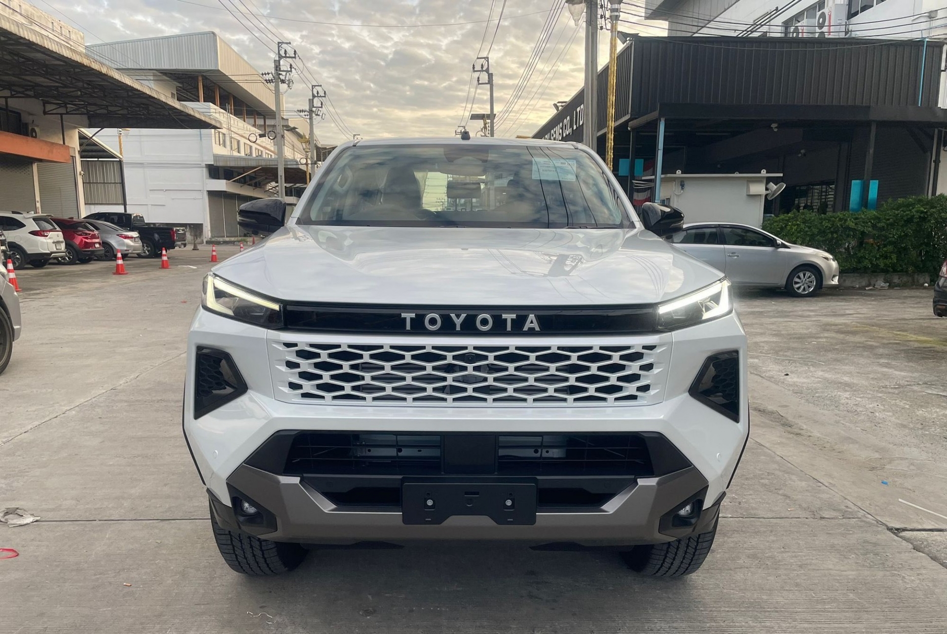 Toyota Hilux 2026 16