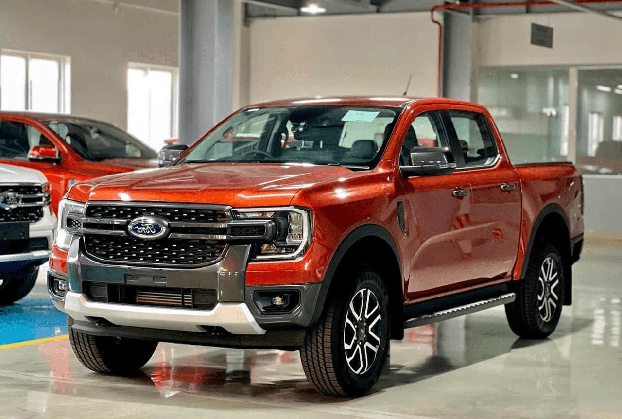 dau-xe-ford-ranger-sport-mau-cam