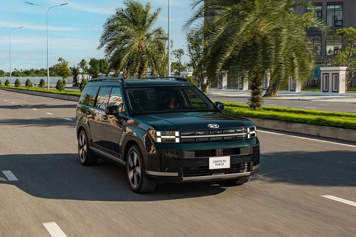hyundai-santa-fe-hybrid