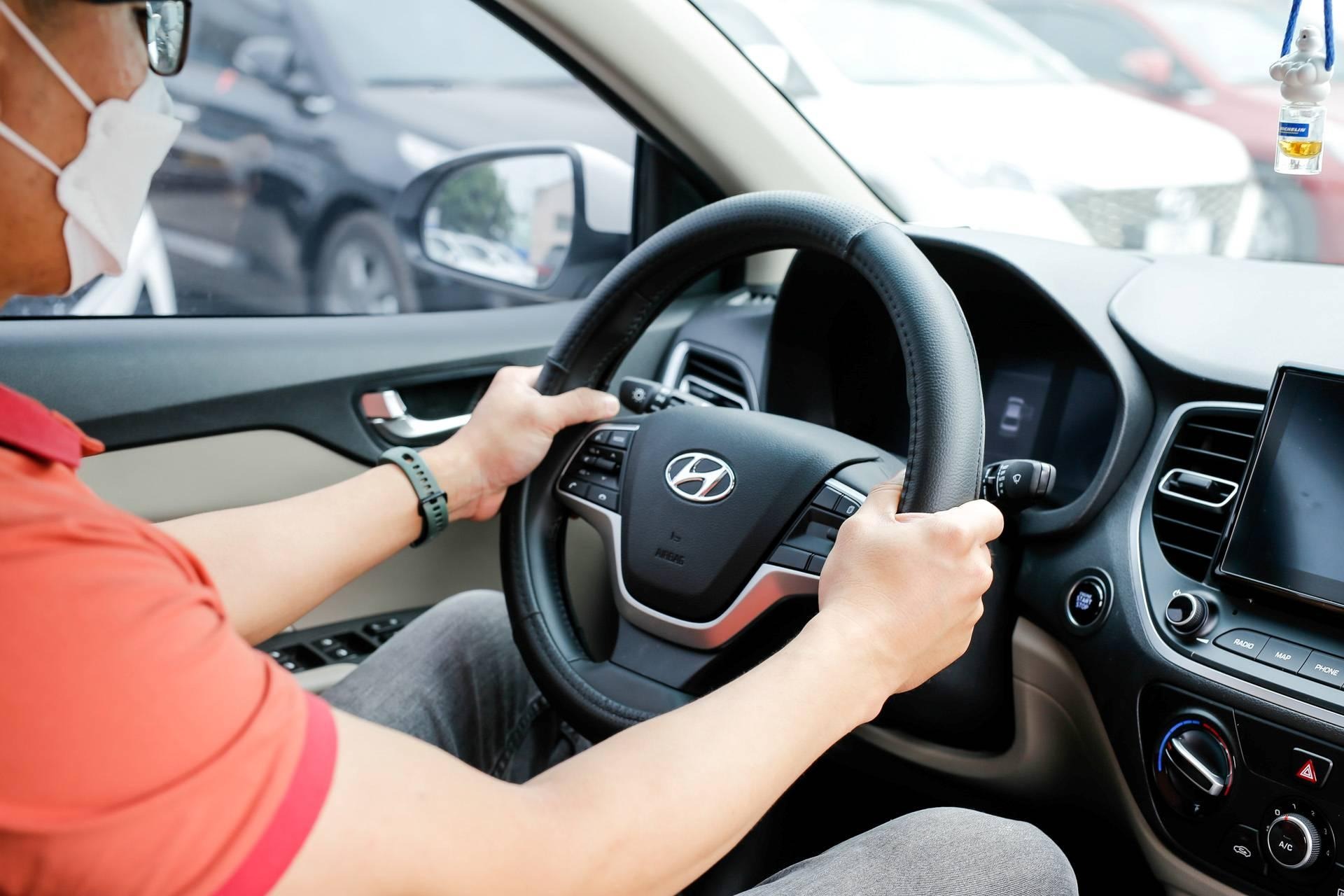 hyundai-lxat-30-8485