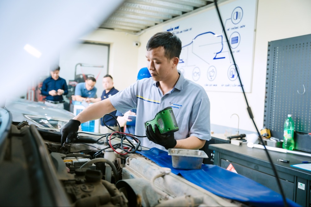 xe-o-to-bao-loi-binh-ac-quy-3