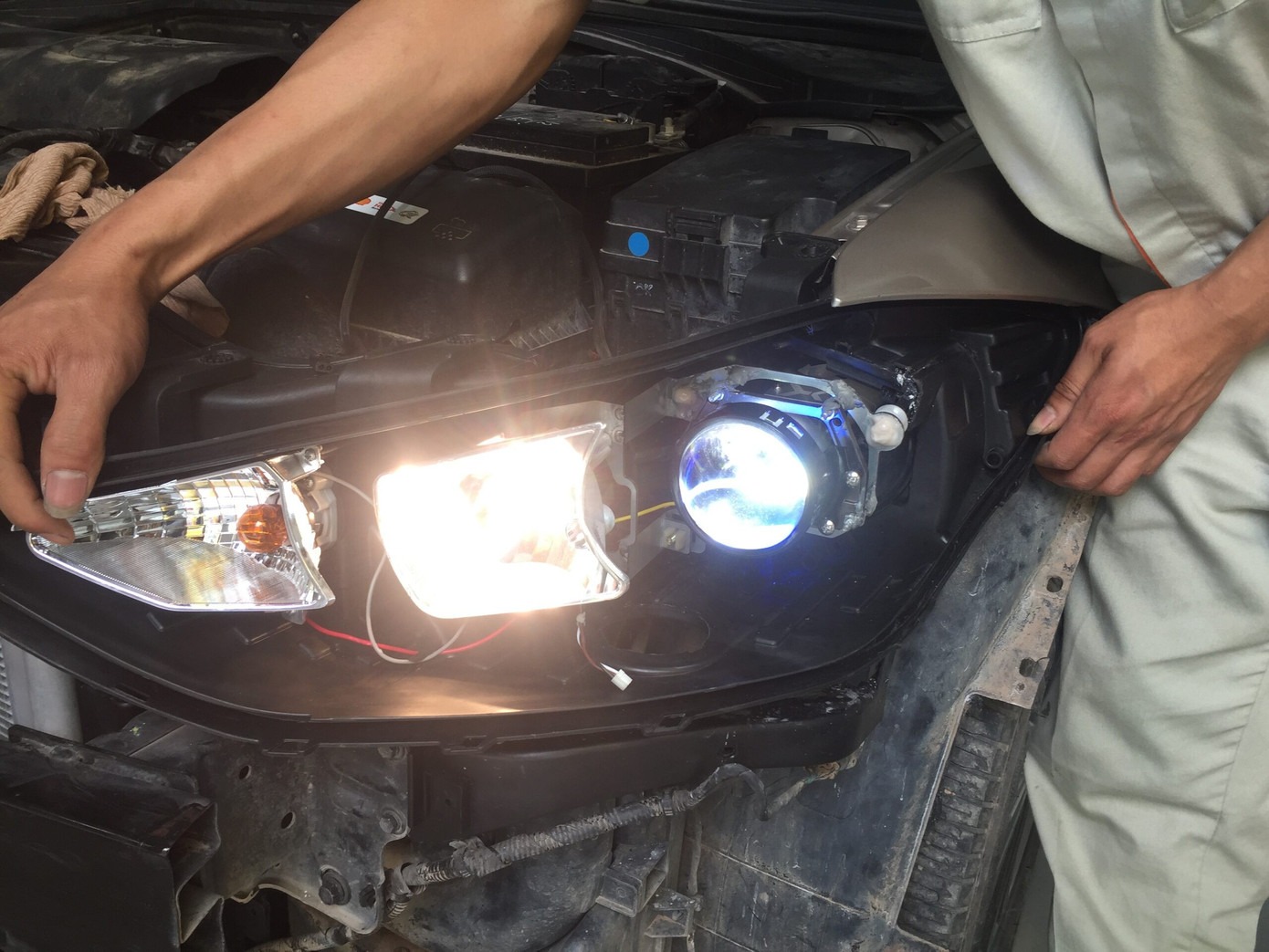 kiem-tra-hoat-dong-cua-den