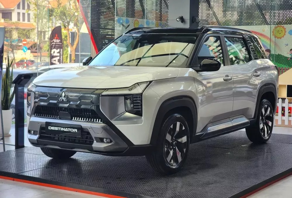 mitsubishi-destinator-2-4404