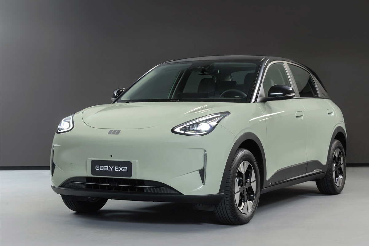 Geely EX2 4