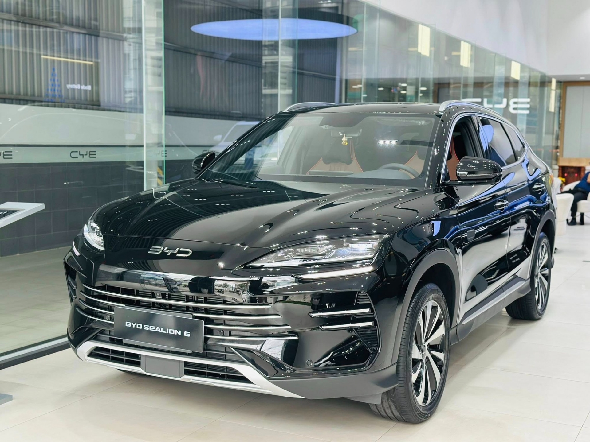 BYD Sealion 6