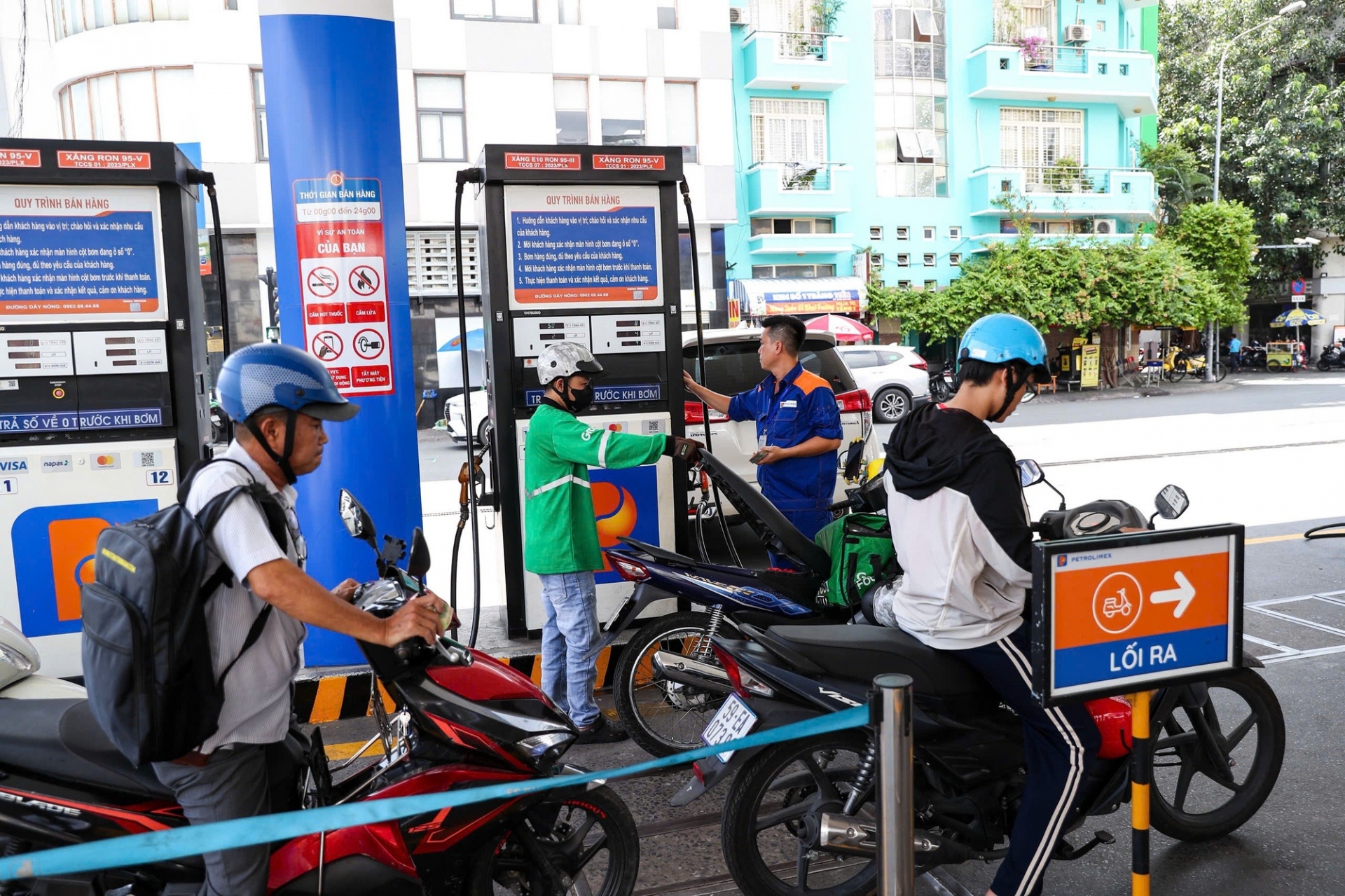 photo-1772463179540-177246318040