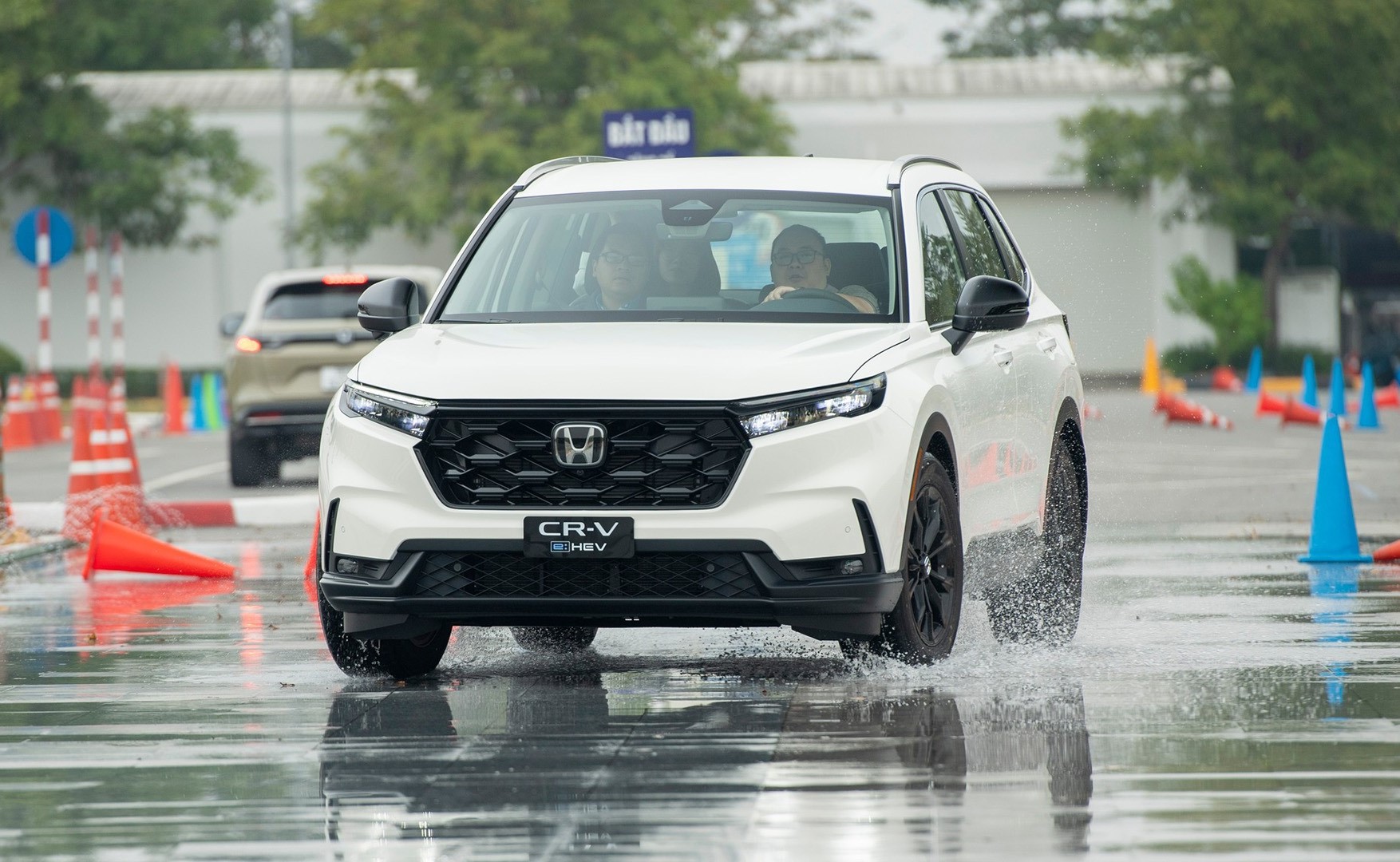 Honda-CR-V-e-hev