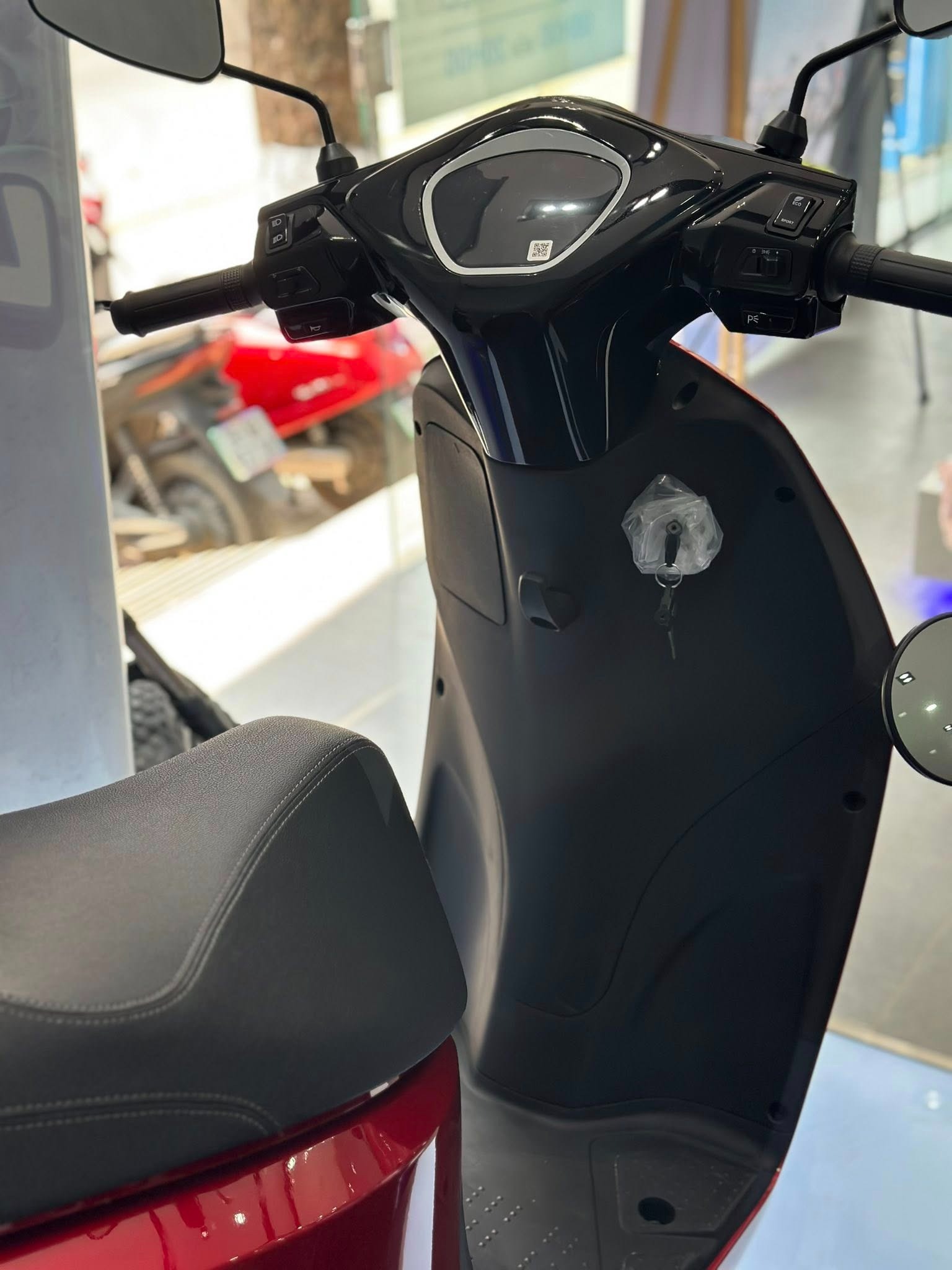 VinFast Feliz II (4)