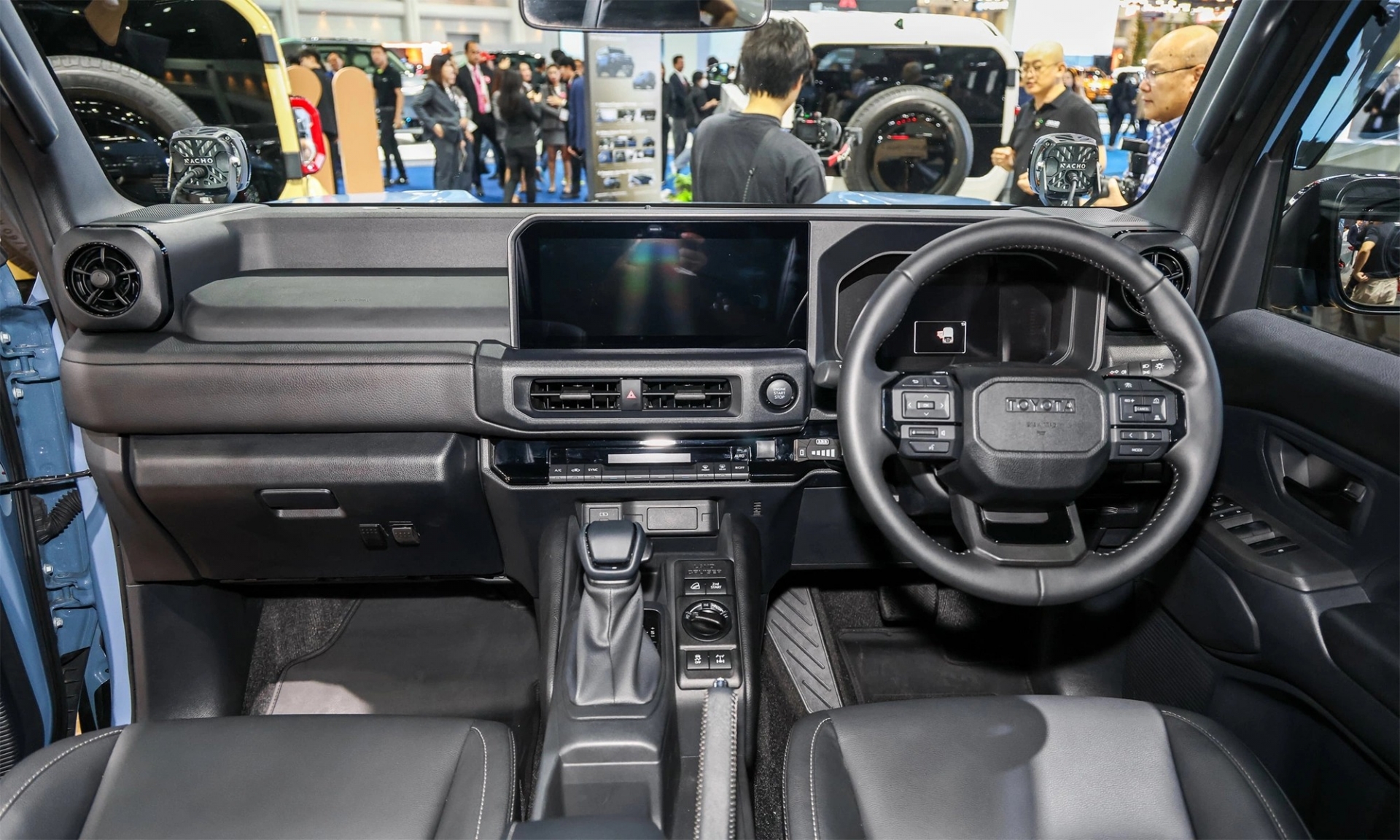 Toyota Land Cruiser FJ (14)