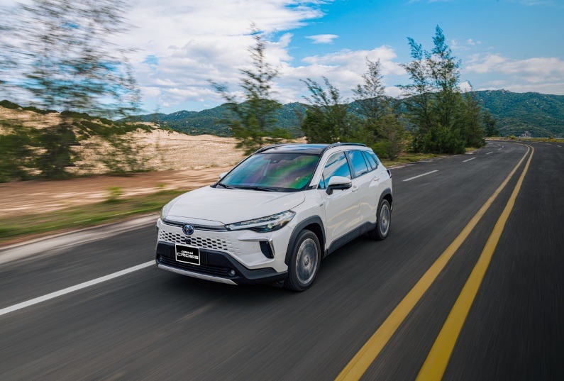 Toyota Corolla Cross HEV (2)