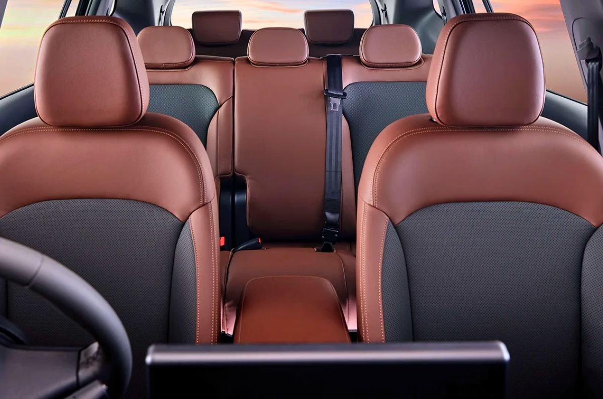 VinFast VF MPV 7 (11)