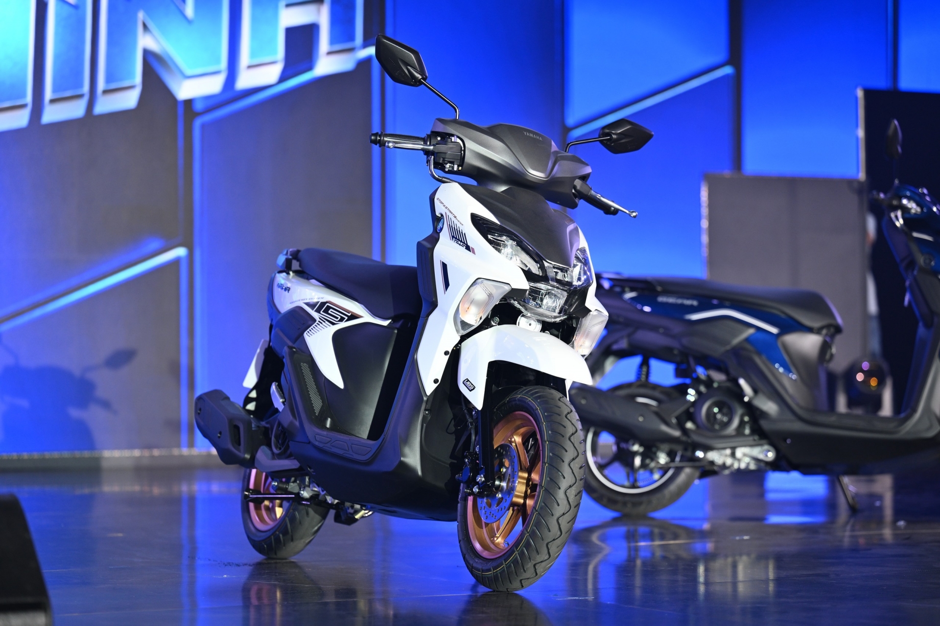 Yamaha Gear 125 Hybrid (8)