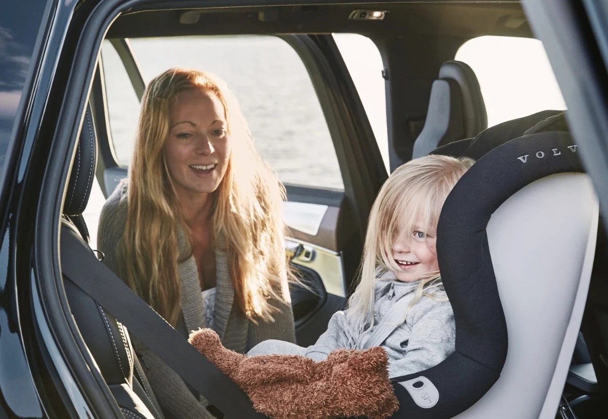 jdpa-rear-seat-reminder-system-2114