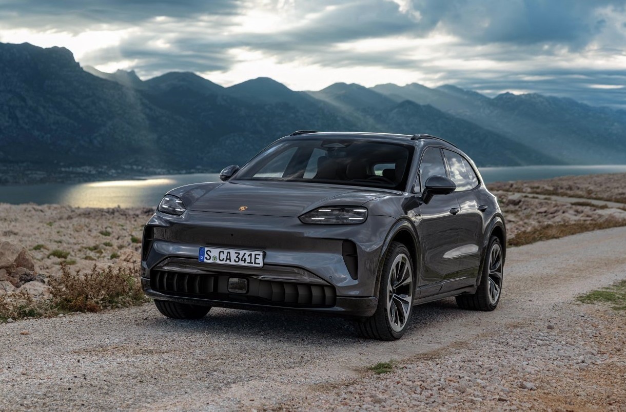 Porsche Cayenne (3)