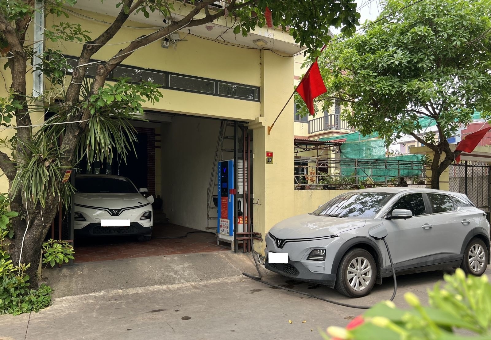 thue-xe-tu-lai_20042026205604_174