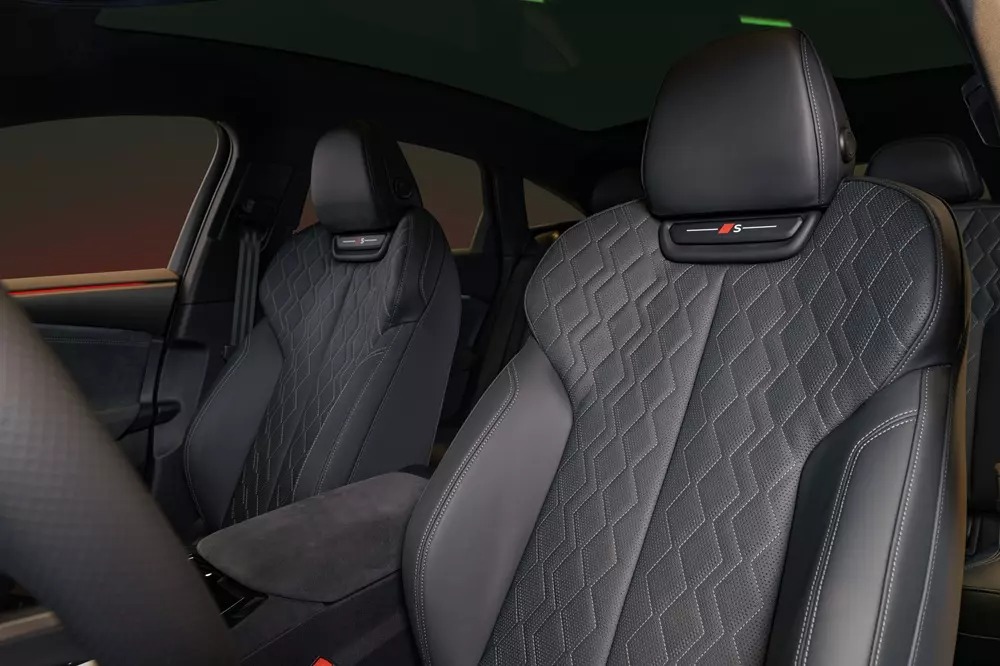 audi-s6-sportback-e-tron-10-bb78