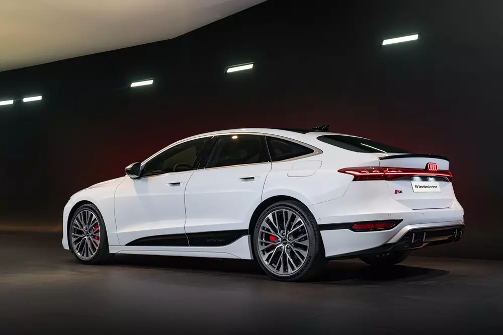 audi-s6-sportback-e-tron-4-ba09