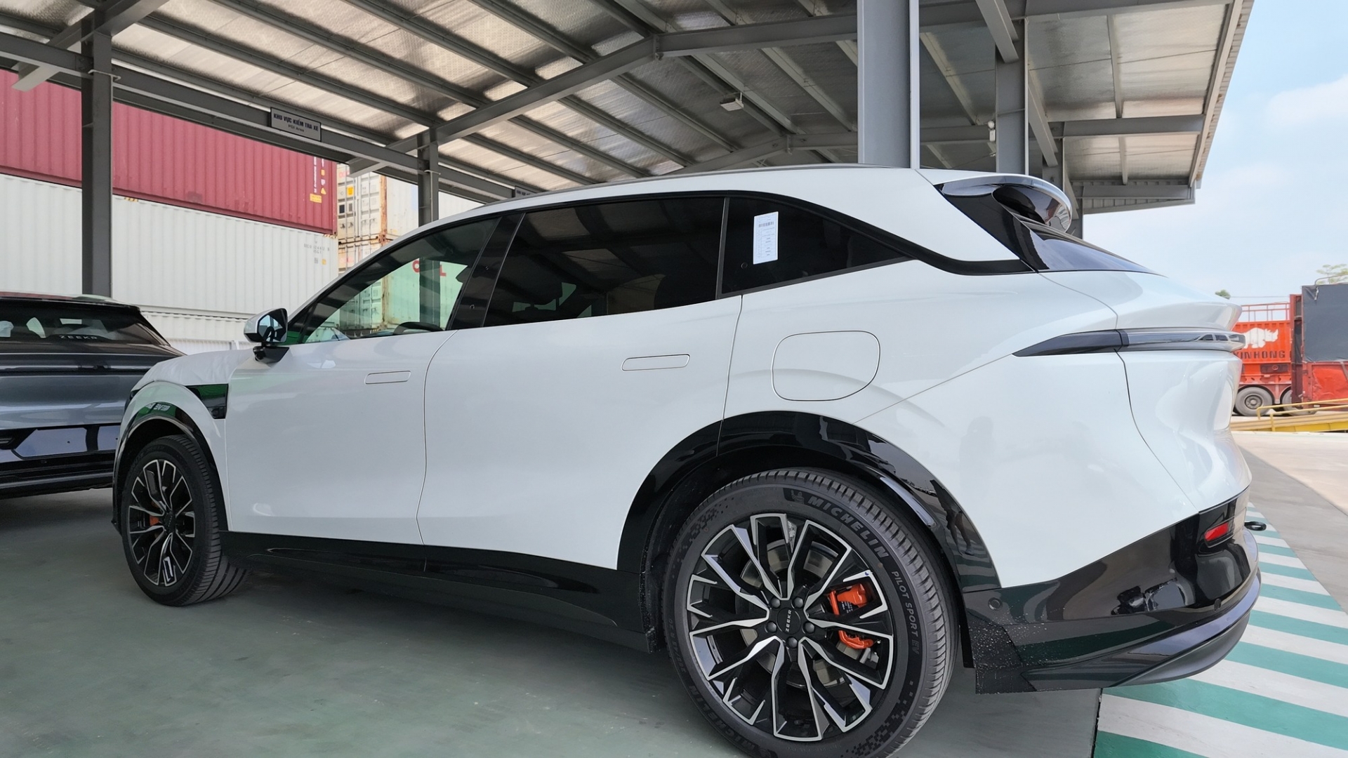 Zeekr 7X (5)