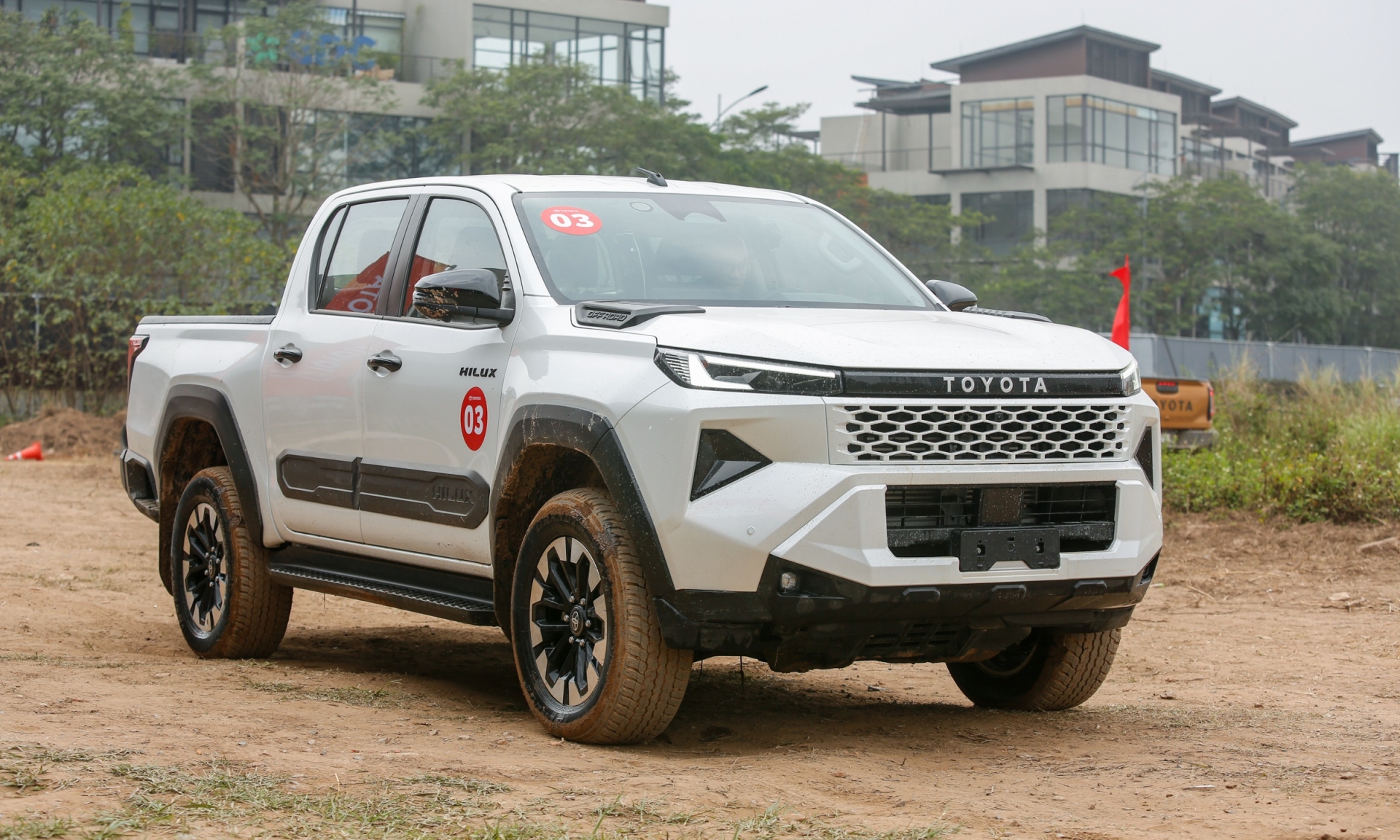 Toyota Hilux 4