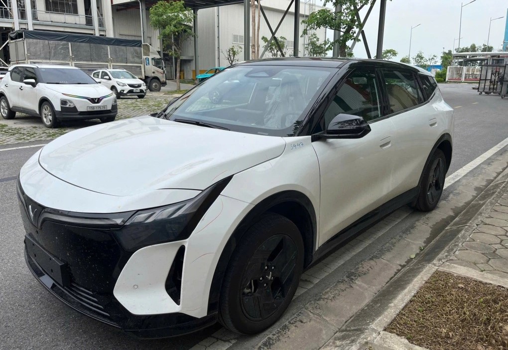VinFast VF 8