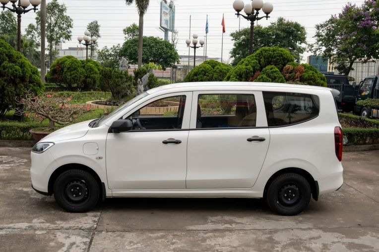 Wuling Grango (2)