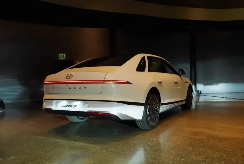 Hyundai Grandeur (4)