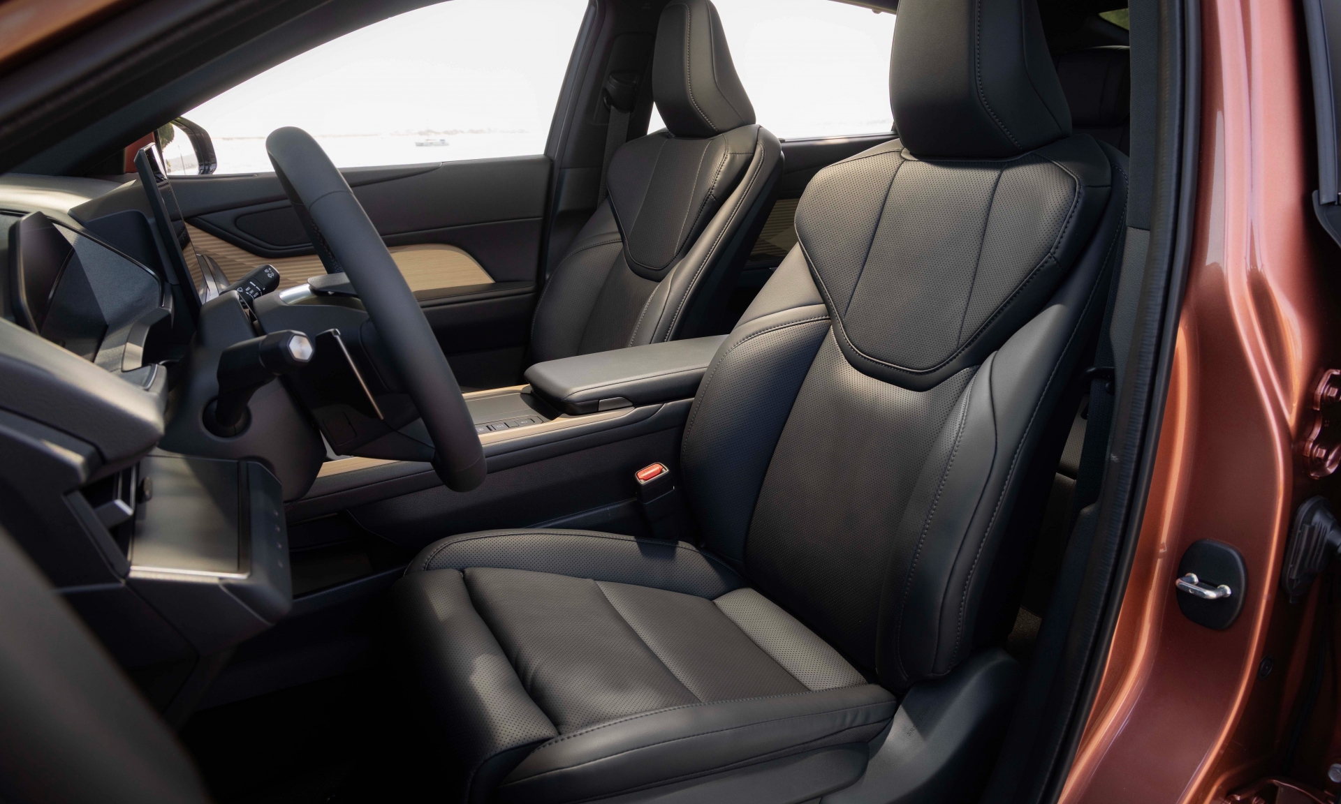 Lexus ES 500e (6)