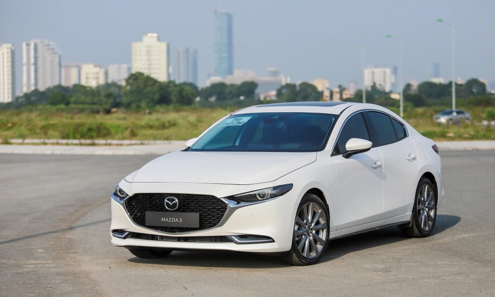 Mazda3 (2)