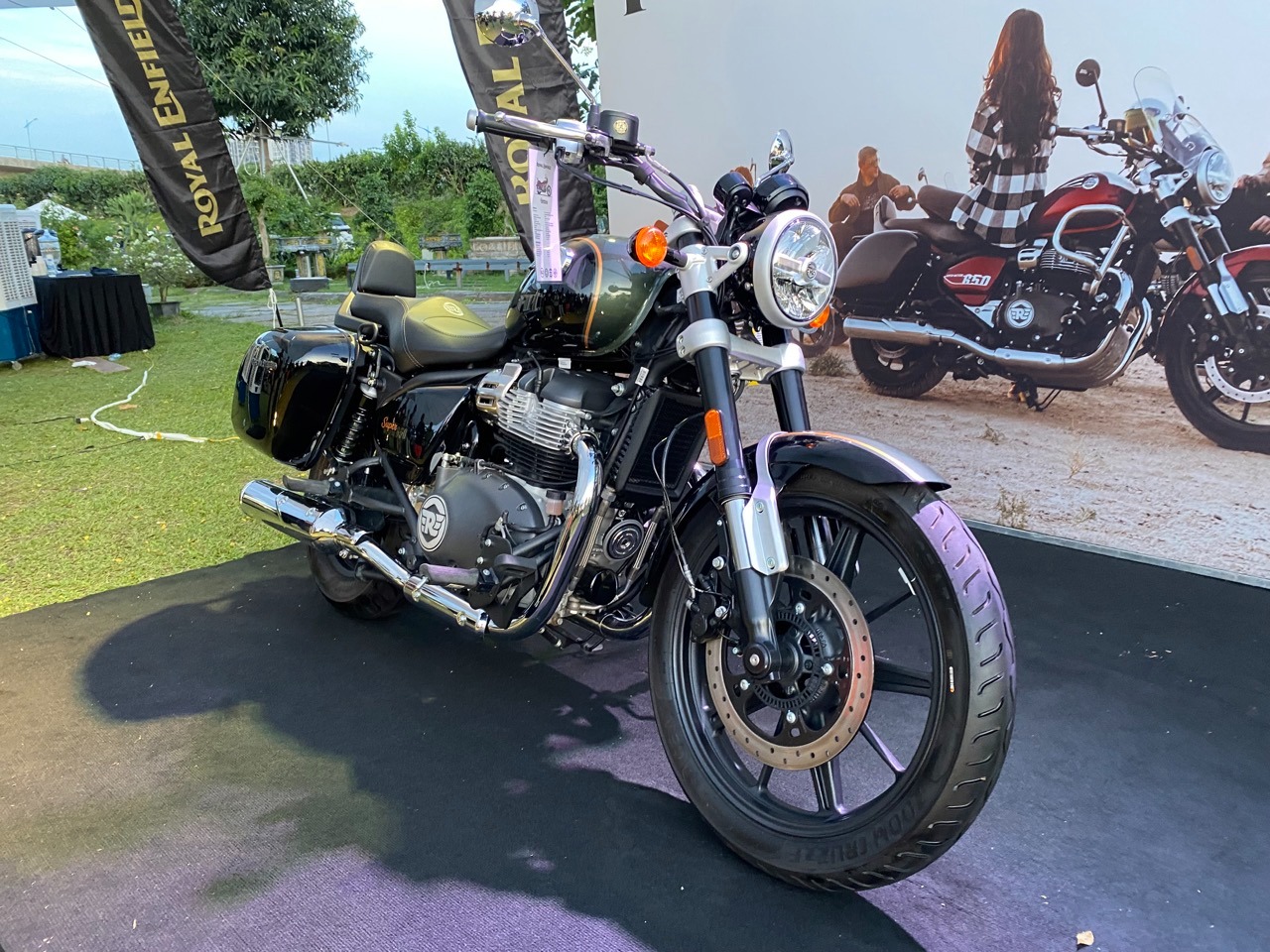 Royal Enfield Super Meteor 650