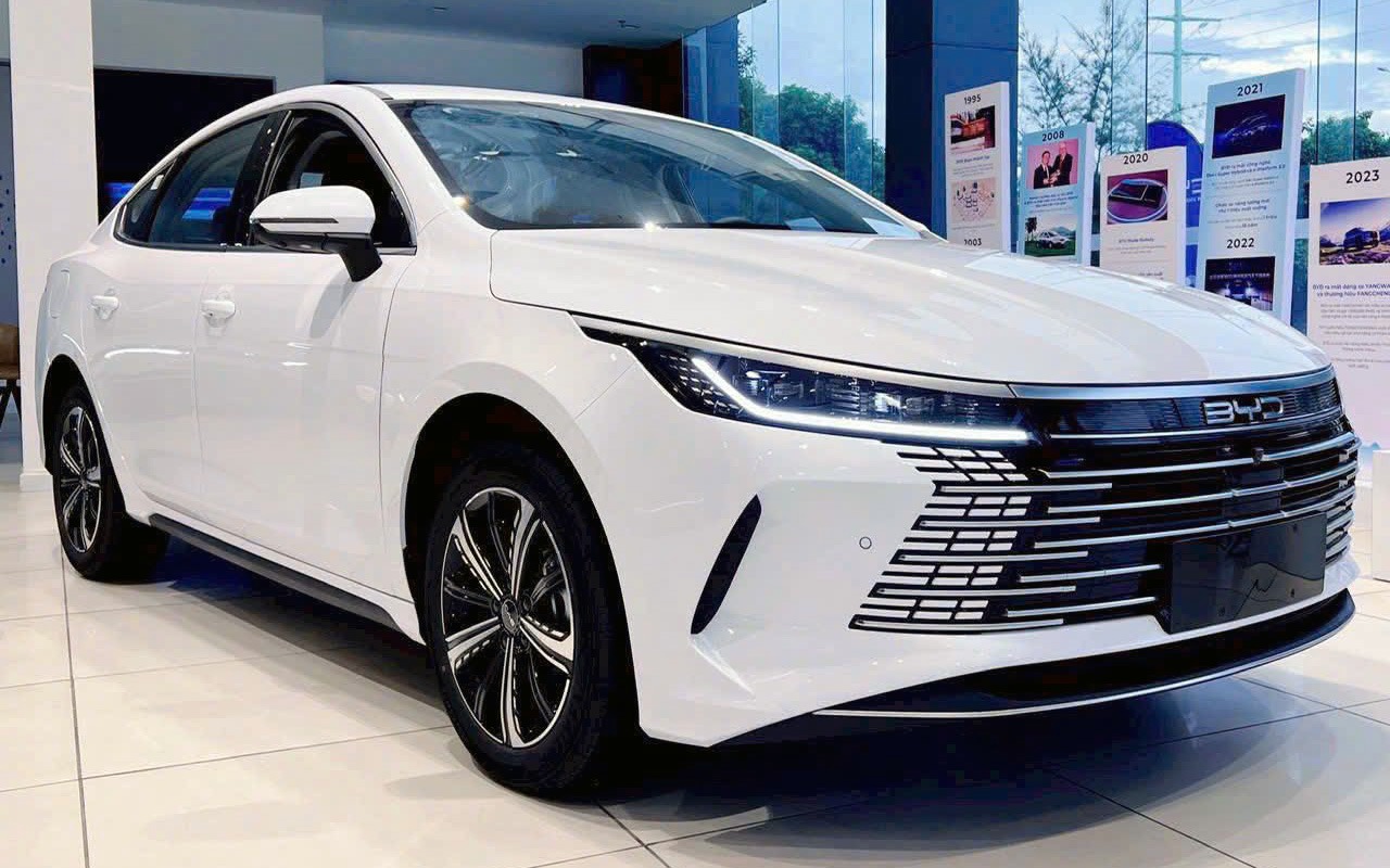 BYD Seal 5 (2)