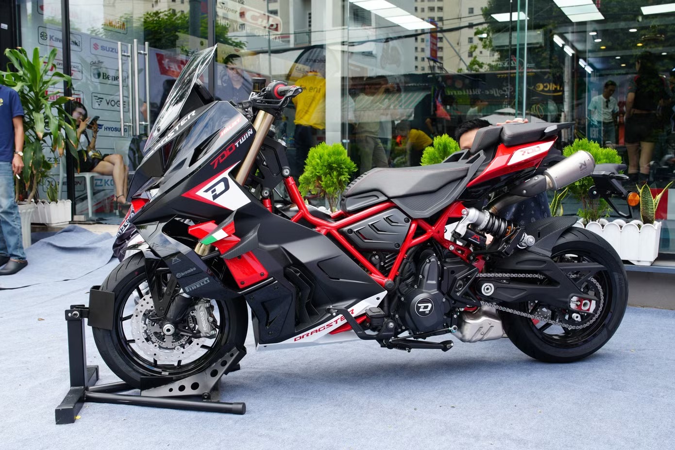 Italjet Dragster 700 (4)