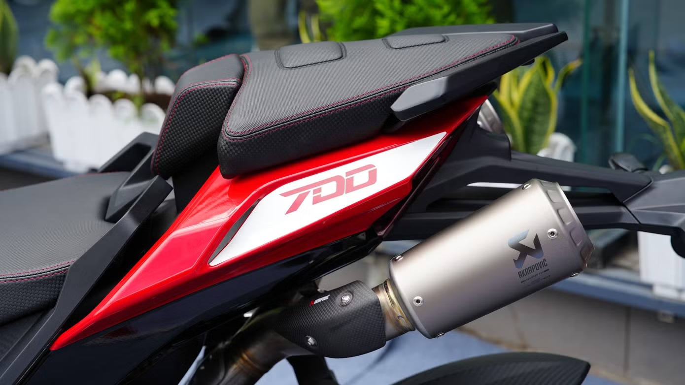 Italjet Dragster 700 (5)