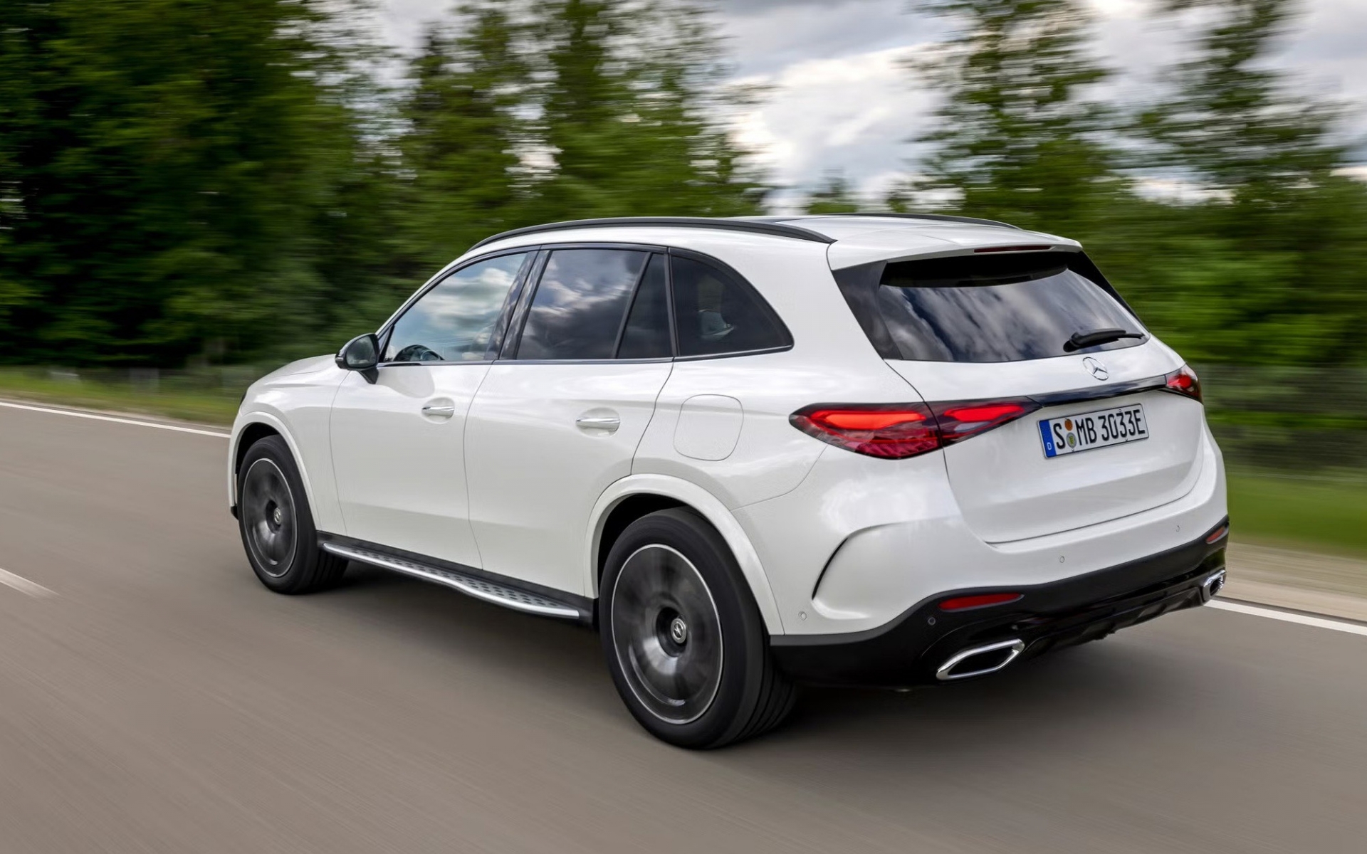 Mercedes-Benz GLC 350e 4MATIC (4)