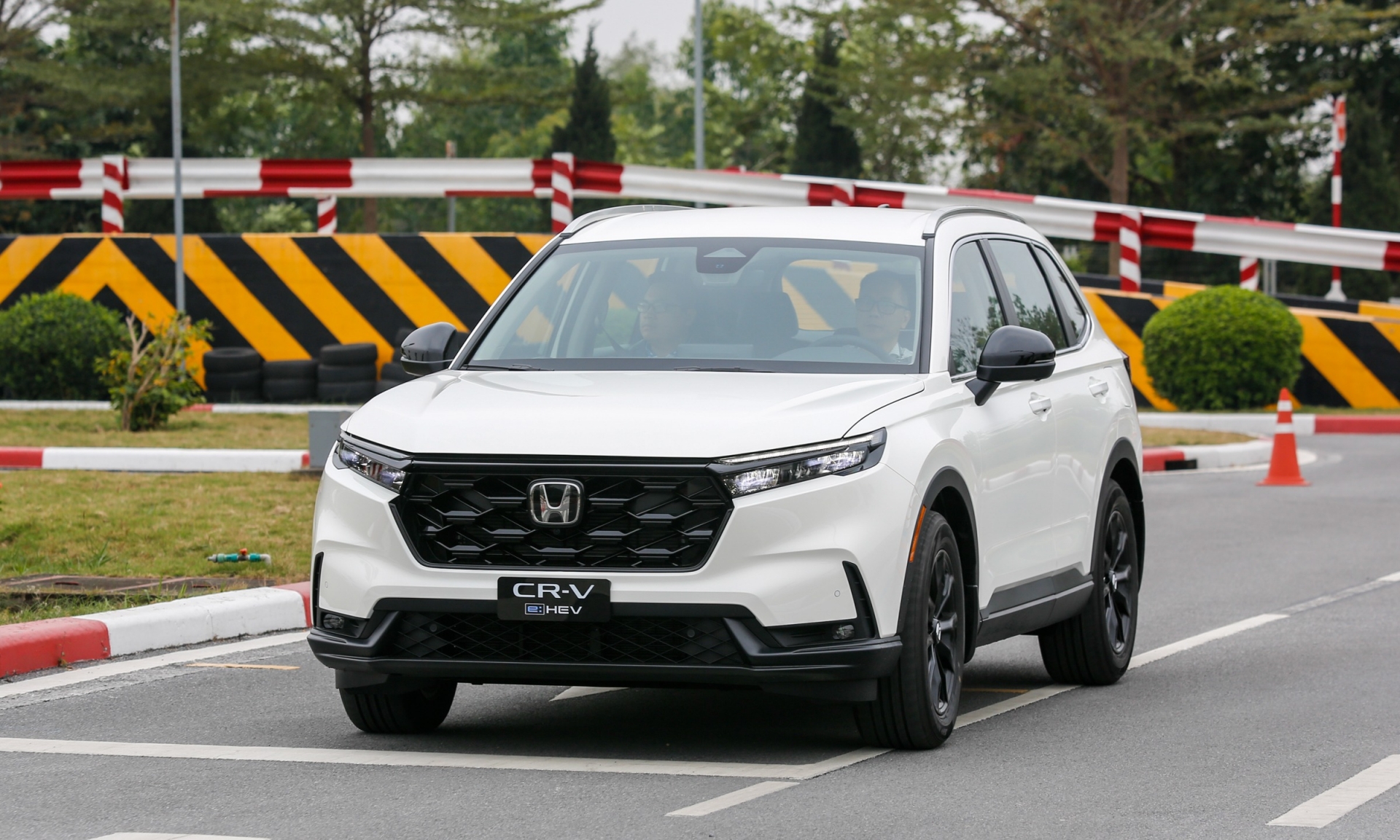 Honda-CR-V-eHEV-L-6