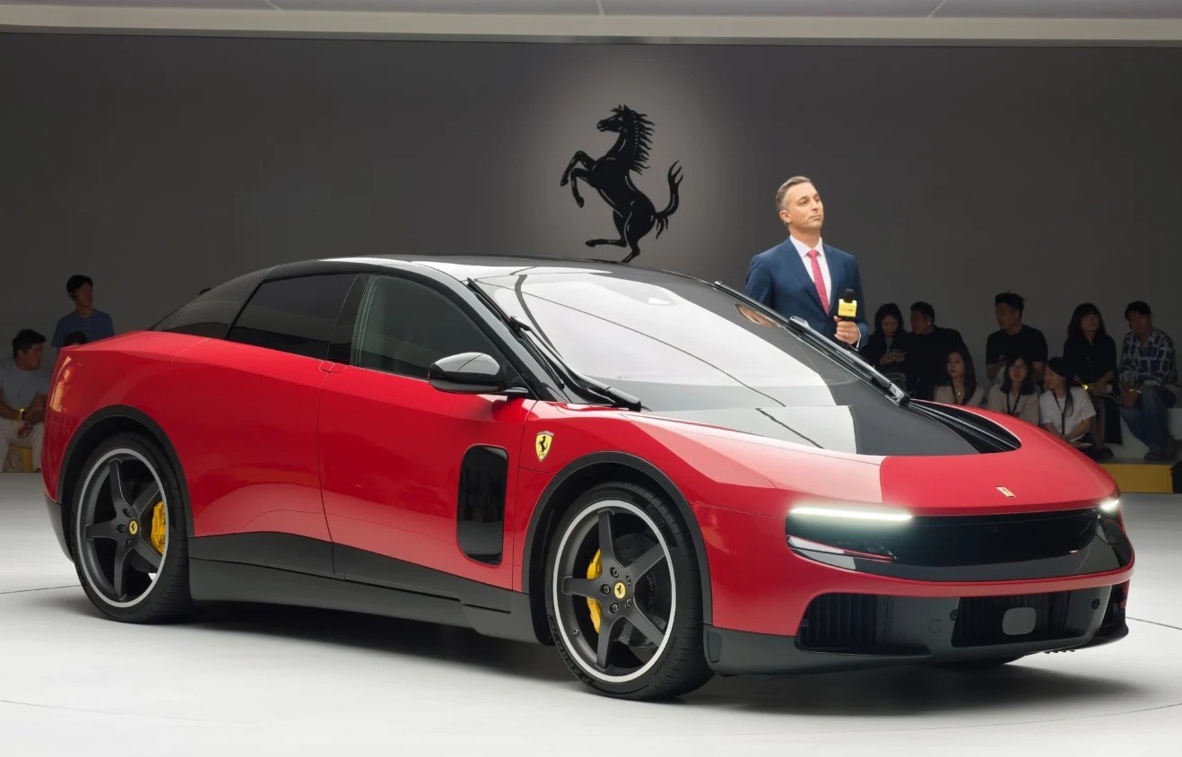 Ferrari Luce