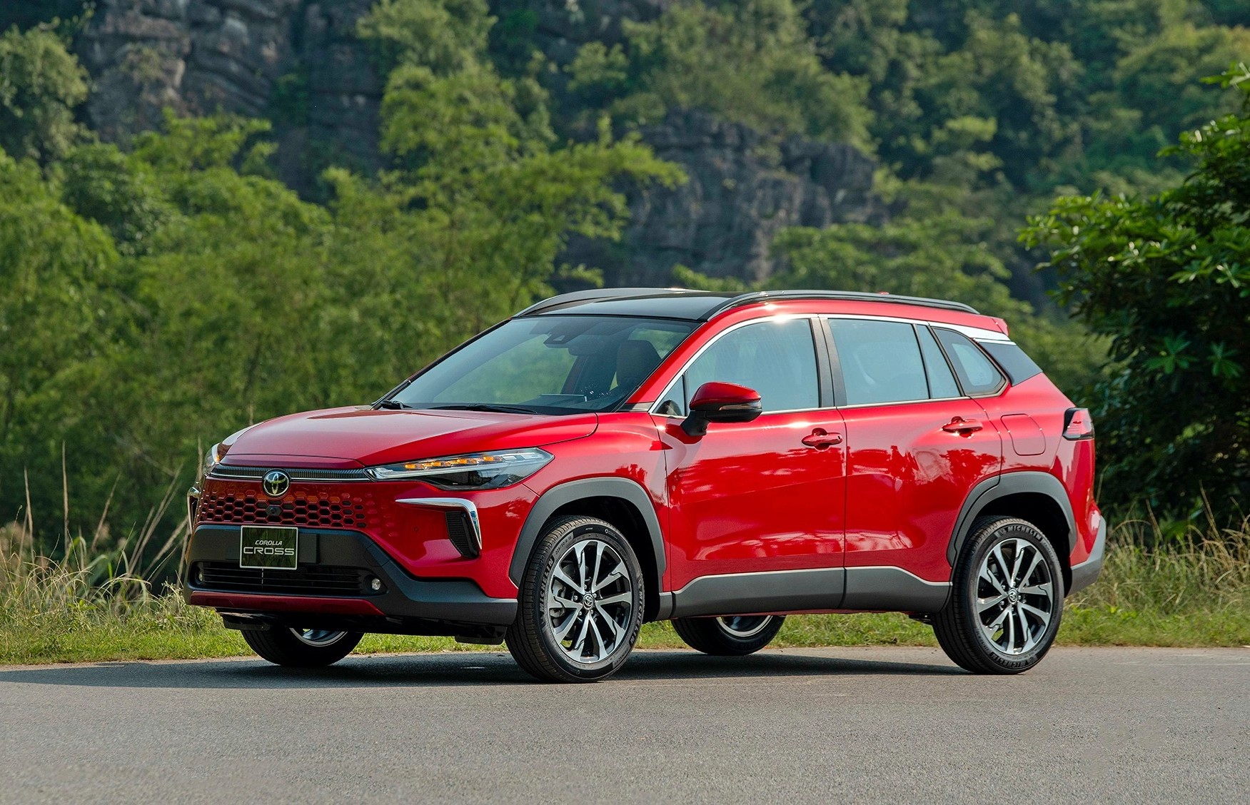 Toyota-Corolla-Cross-2024-4
