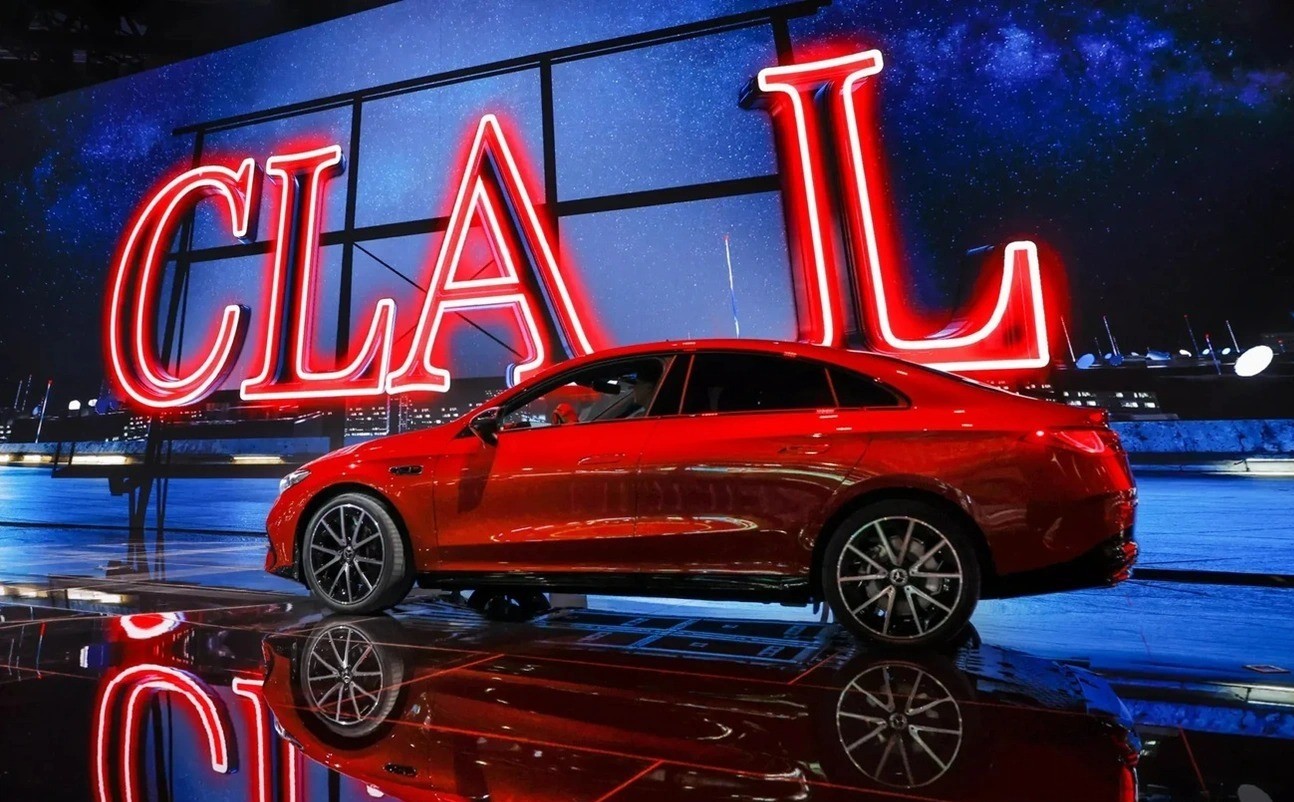 Mercedes-Benz CLA L (2)