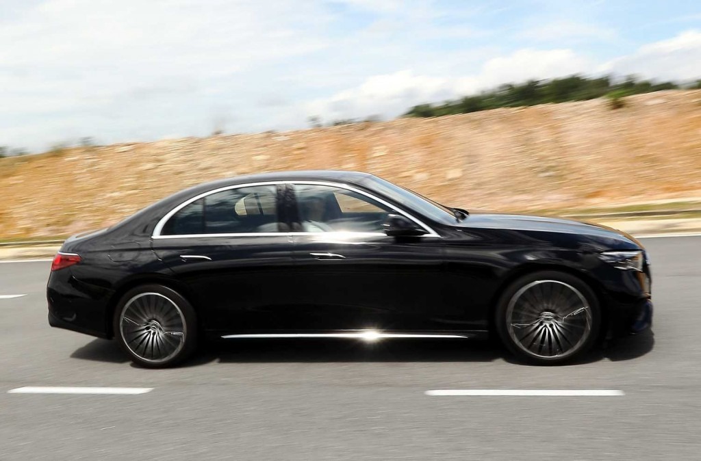 Mercedes-Benz E 350e (2)