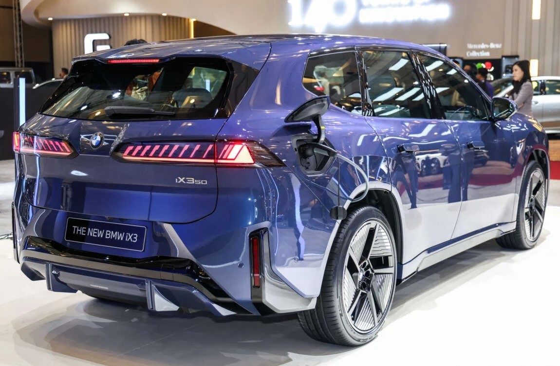 BMW iX3 2026 (2)