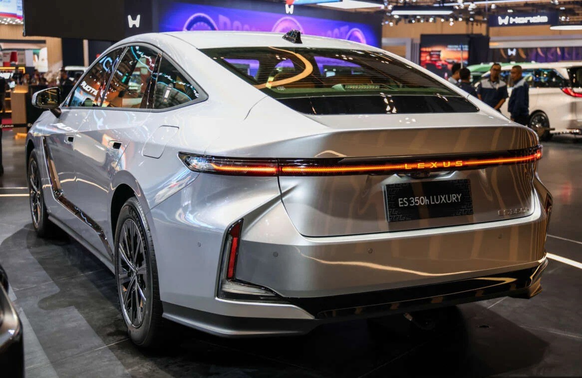 Lexus ES 2026 (3)