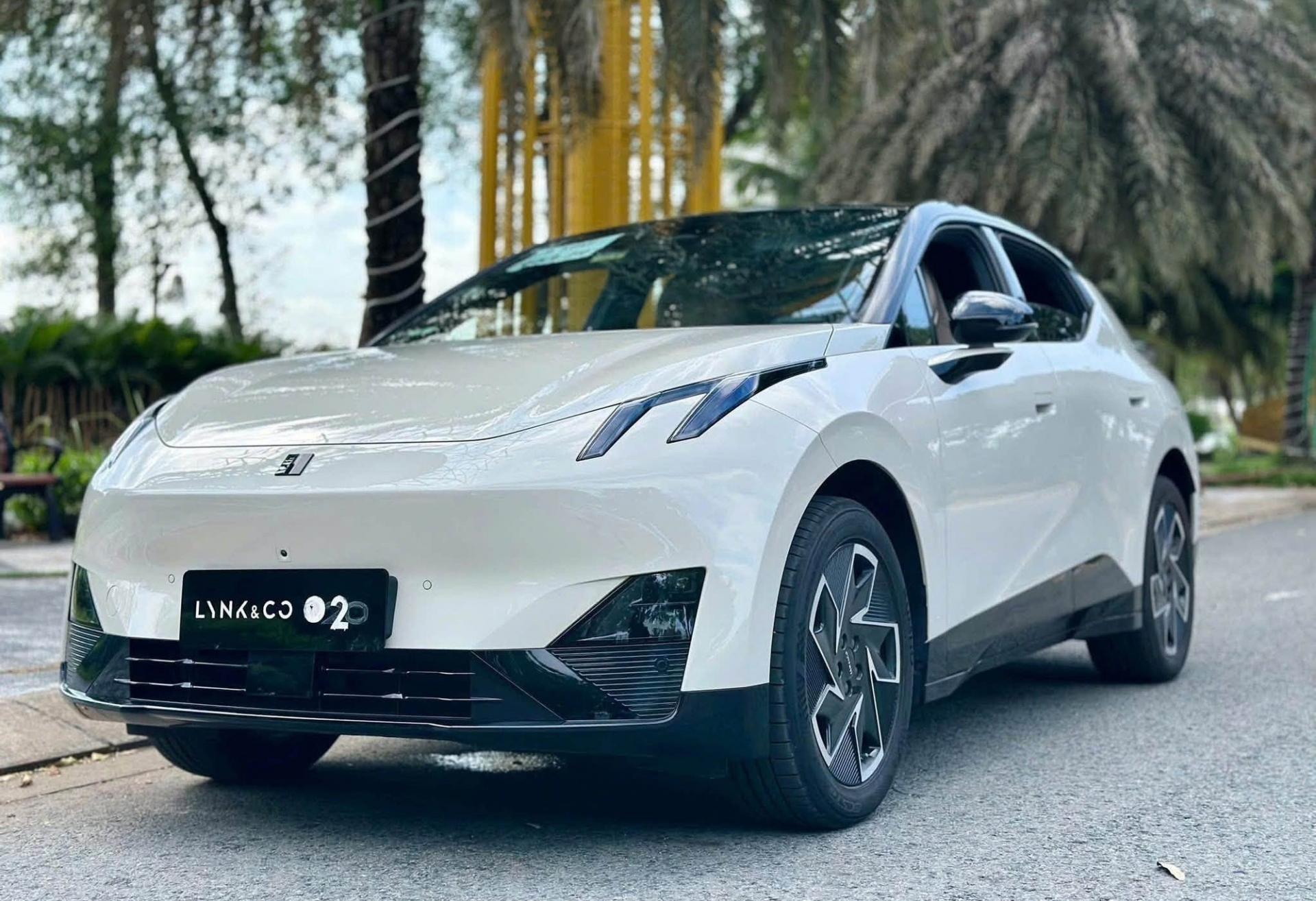 Lynk & Co 02 (6)