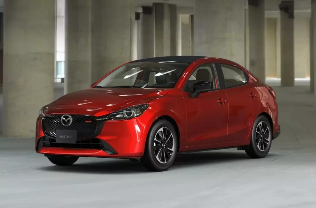 Mazda2 (2)