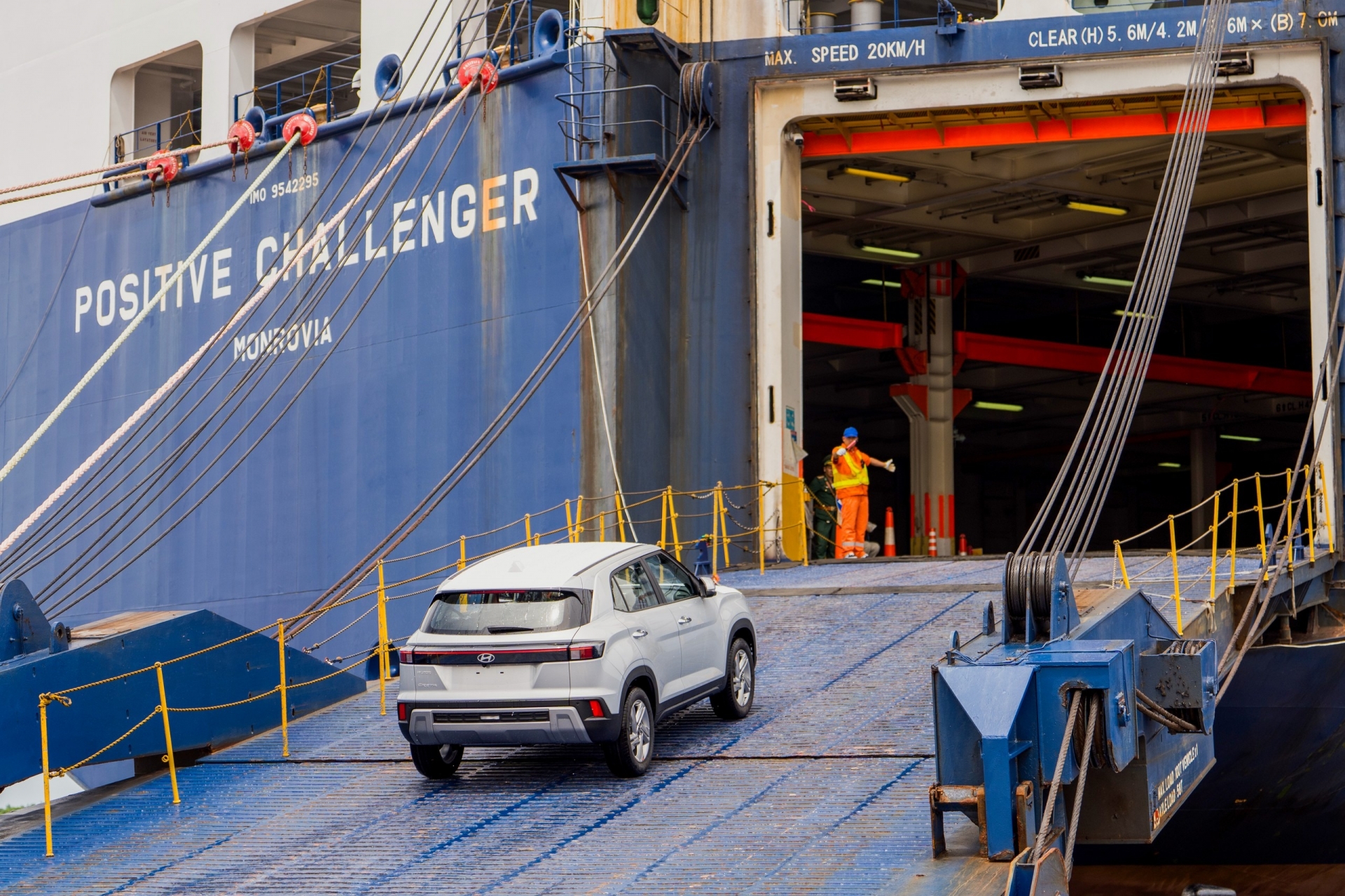 Hyundai-Thanh-Cong (5)