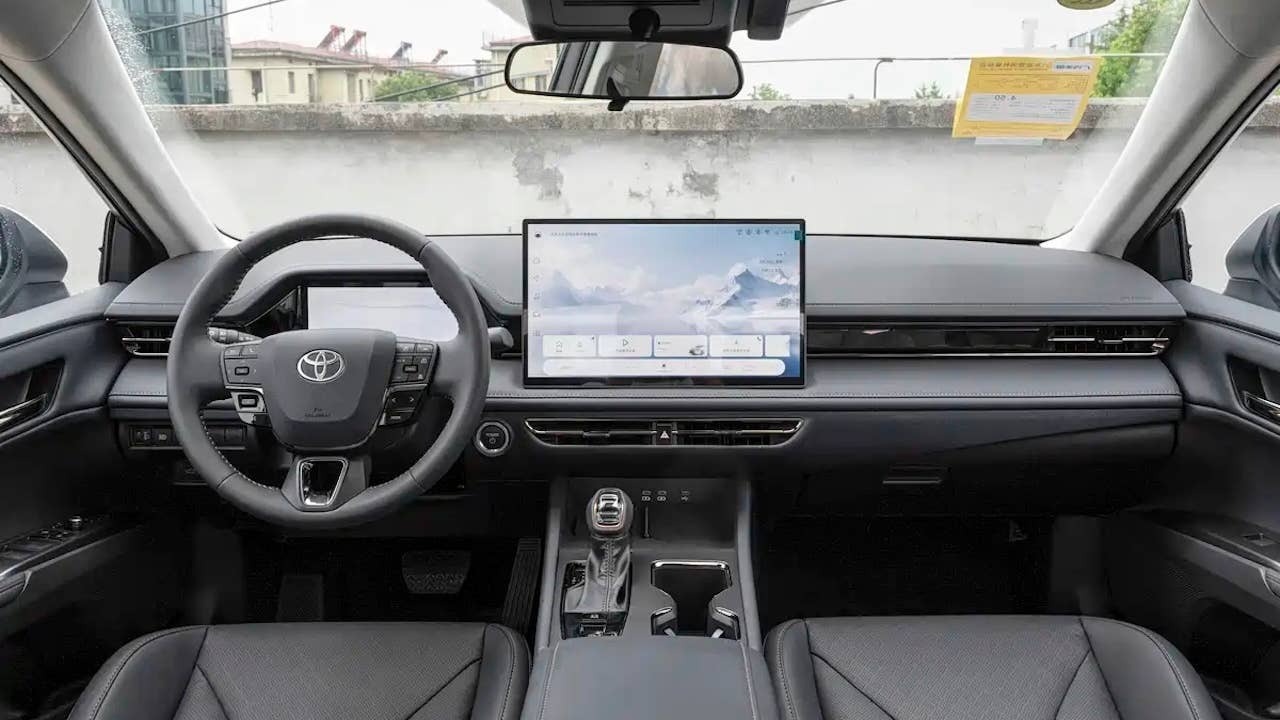 toyota-camry-2027-2-1786929718997844881973