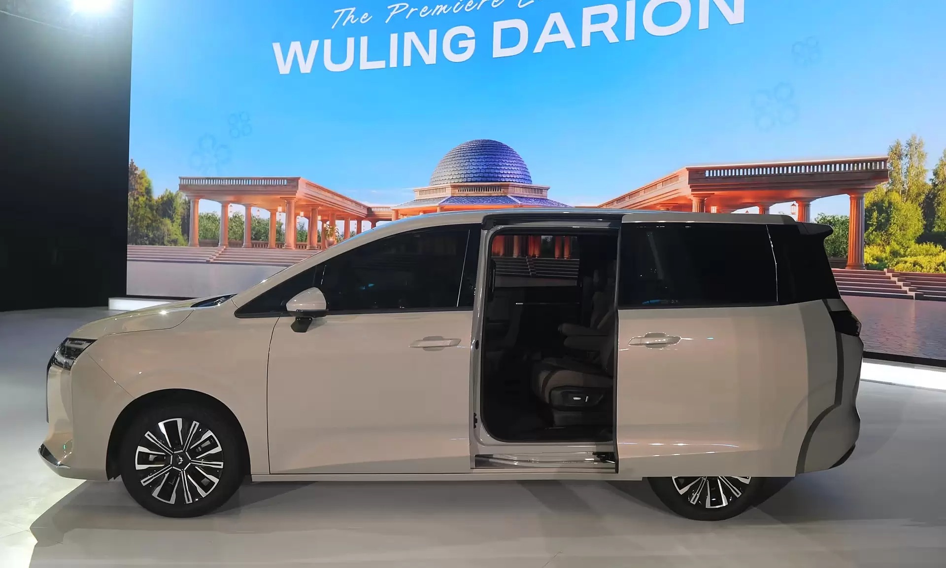 Wuling Darion (4)