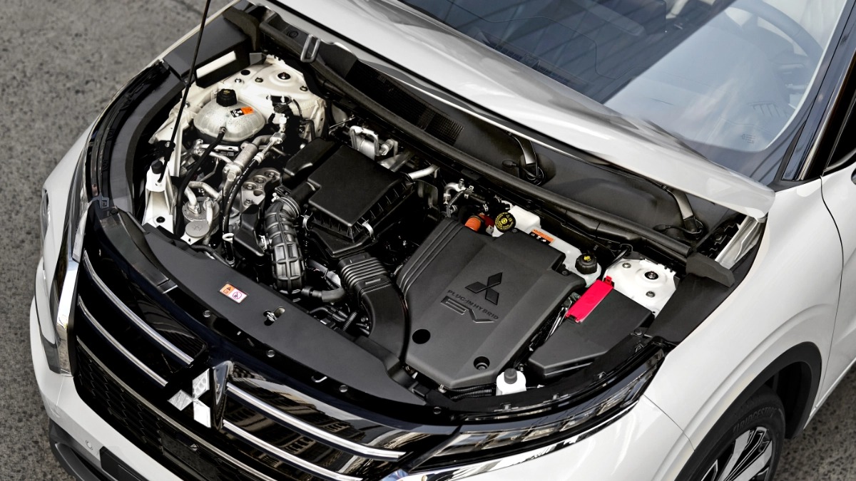 mitsubishi-outlander-phev-2027-2-1787196017