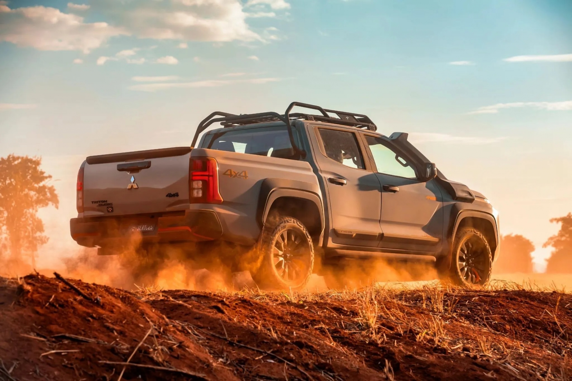 Mitsubishi-Triton-Savana-Sertoes-Brazil-7-2048x1366