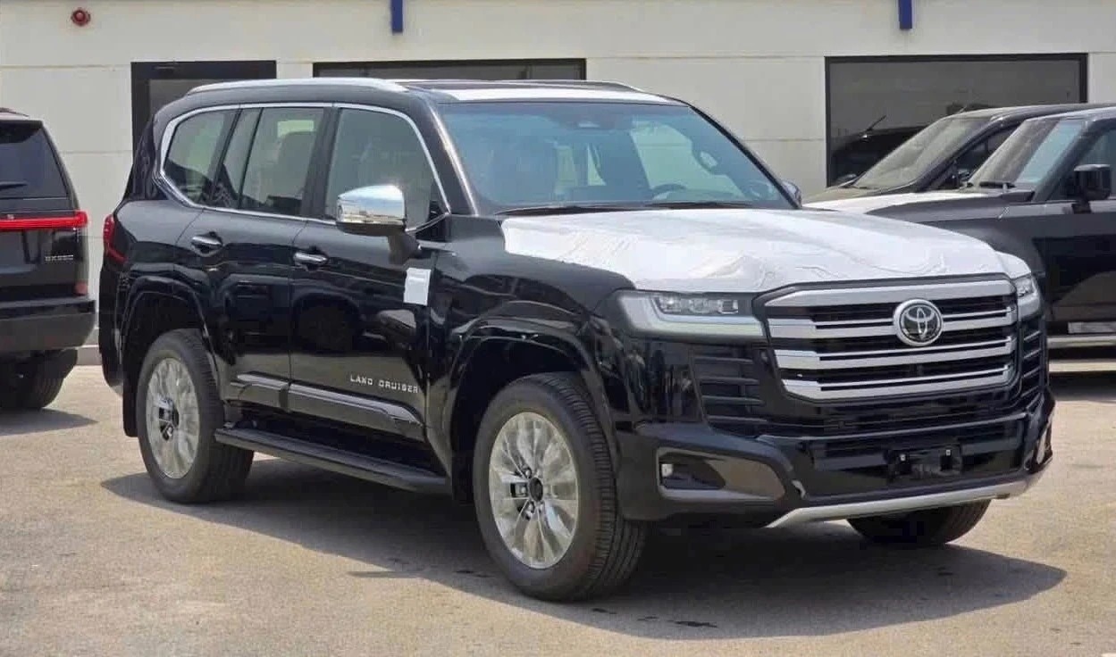 Toyota Land Cruiser LC300 hybrid (3)